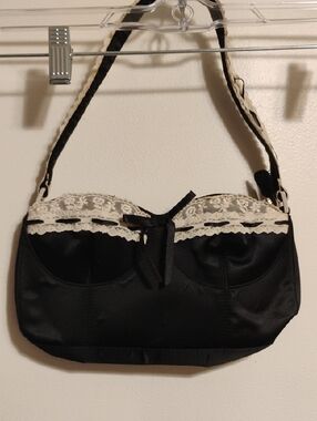 ✨ Y2K Indeed Bustier Purse ✨